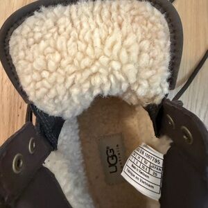 NEW UGG Waterproof Boots 100% Wool